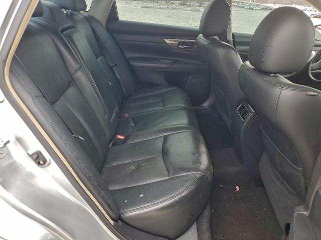 Nissan Altima 2.5 Image 10