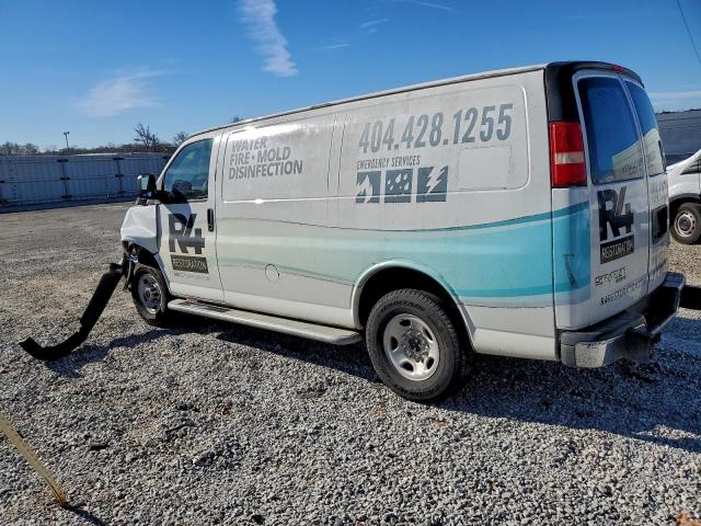 GMC Savana G2500 Image 10