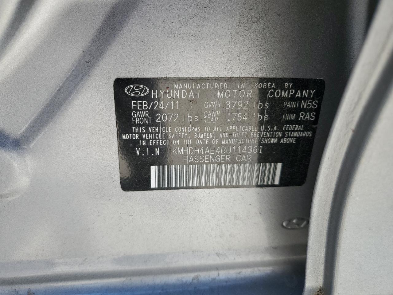 Hyundai ELANTRA Gls Image 10