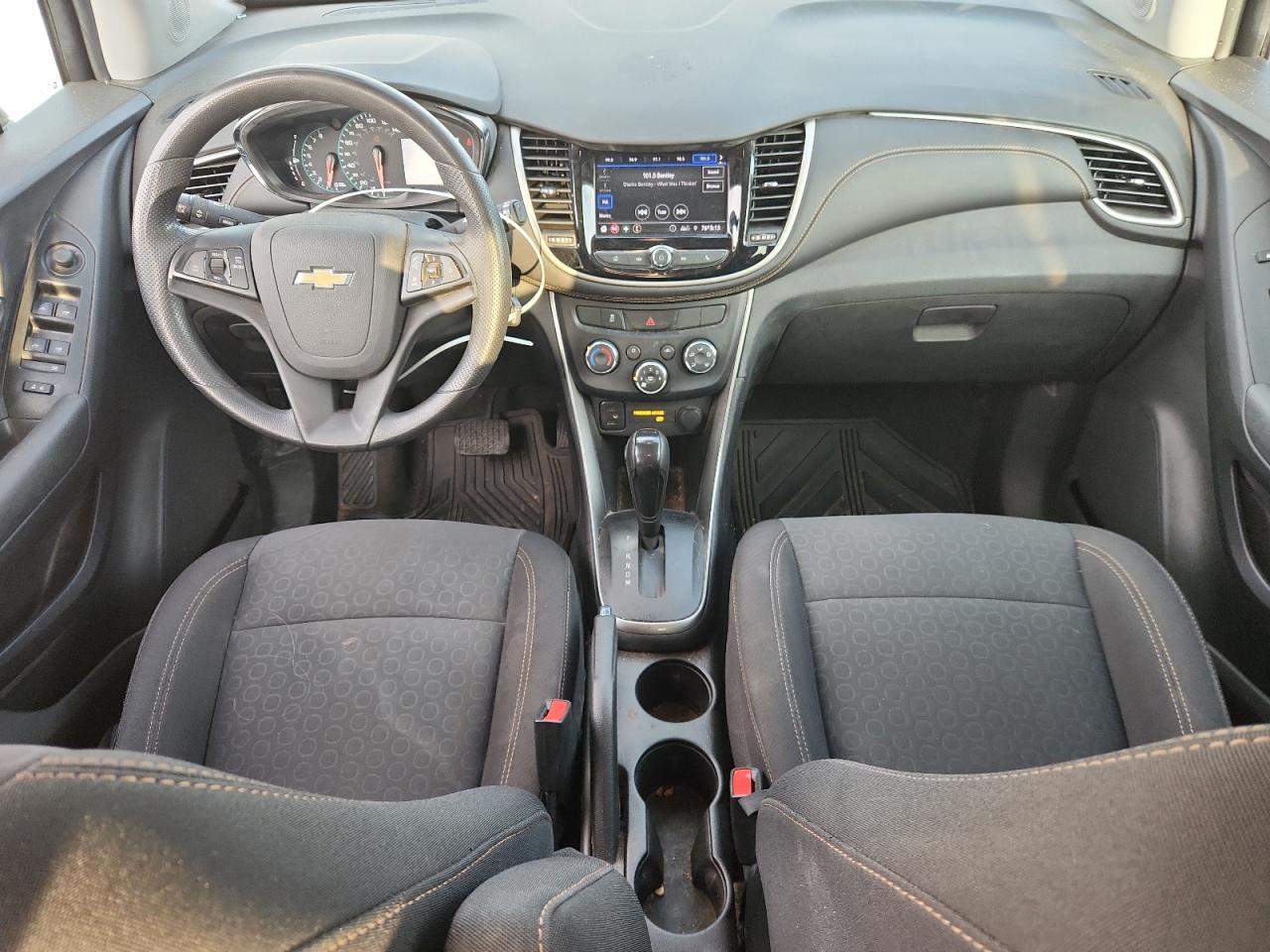 Chevrolet Trax Ls Image 6
