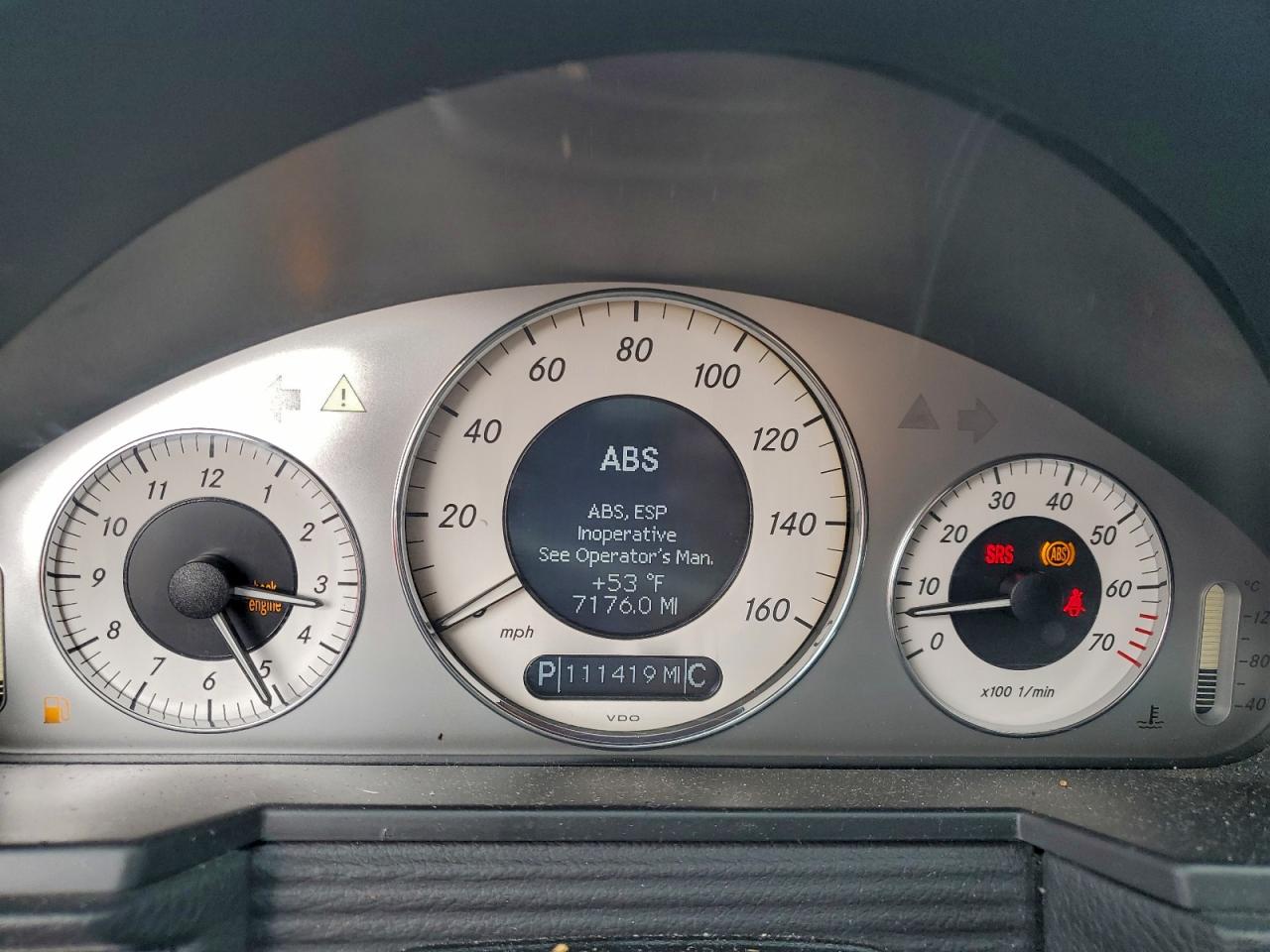 Mercedes-Benz E-Class 350 Image 2