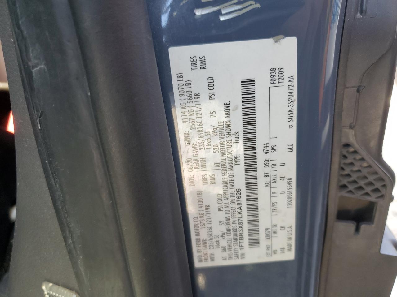 Ford Transit T-250 Image 10