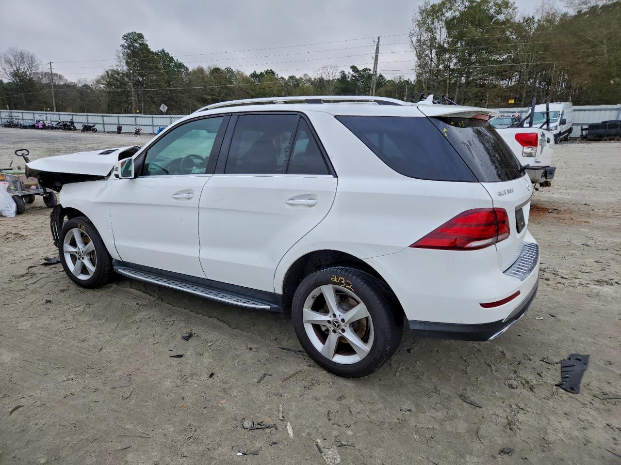 Mercedes-Benz GLE 350 Image 10