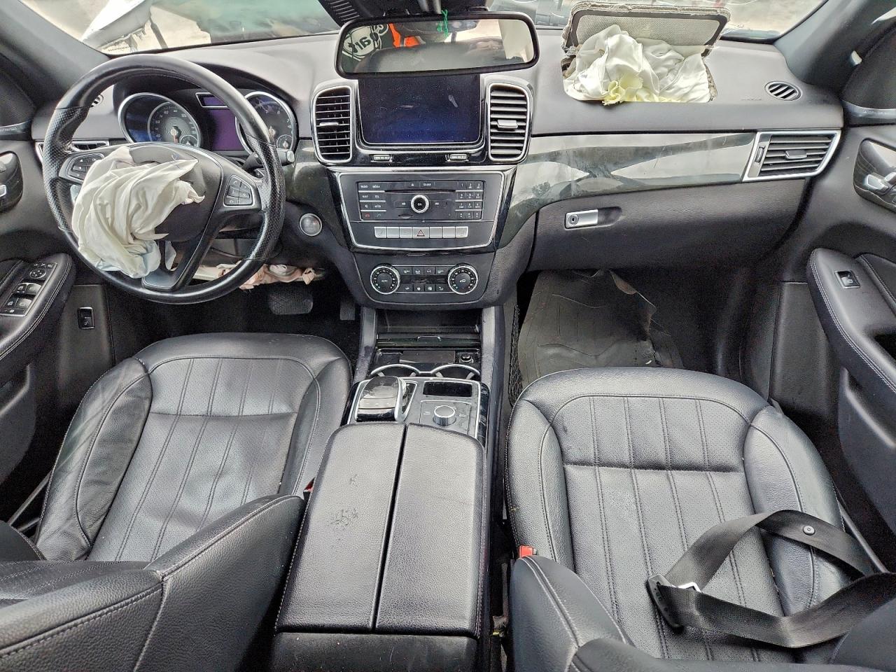 Mercedes-Benz GLE 350 Image 8