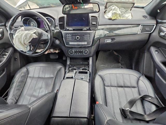 Mercedes-Benz GLE 350 Image 8