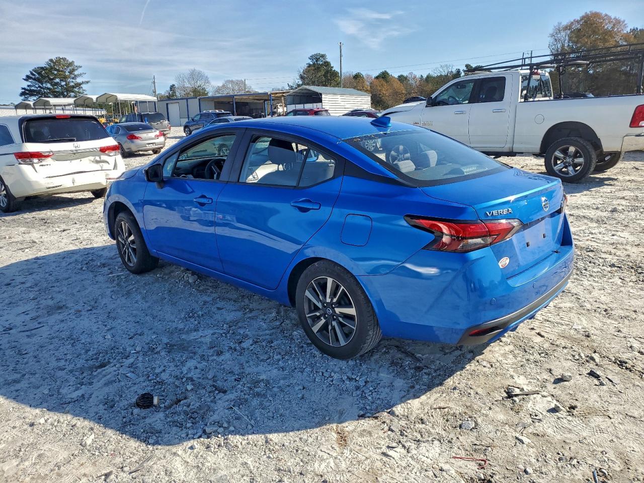 Nissan Versa Sv Image 9