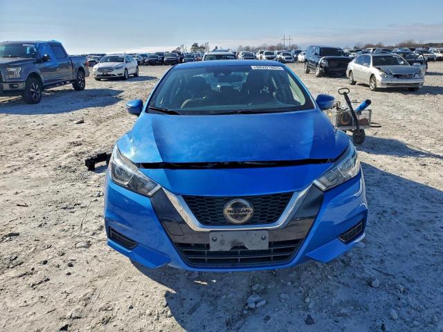 Nissan Versa Sv Image 4