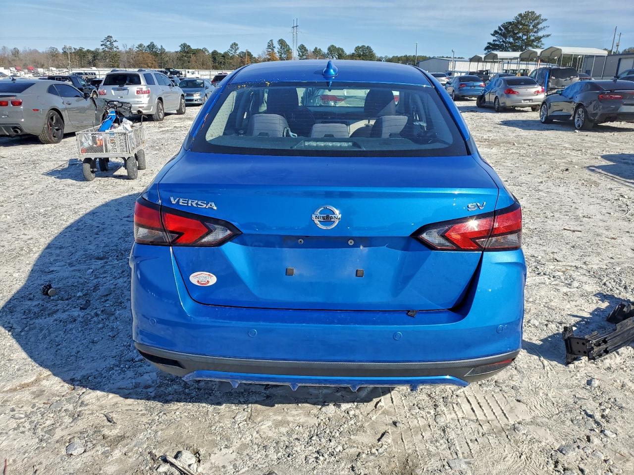 Nissan Versa Sv Image 2