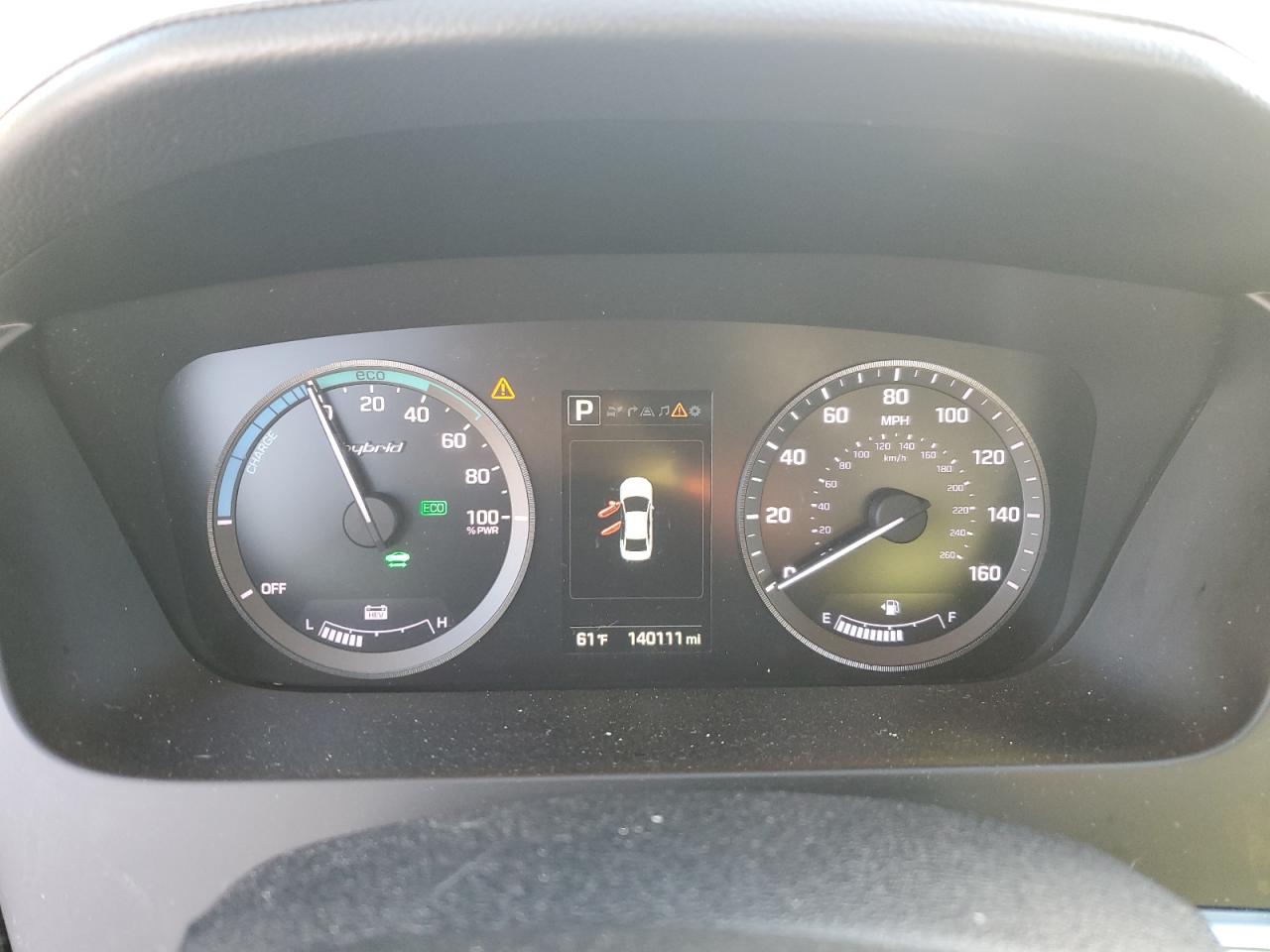 Hyundai SONATA Hybrid Image 8