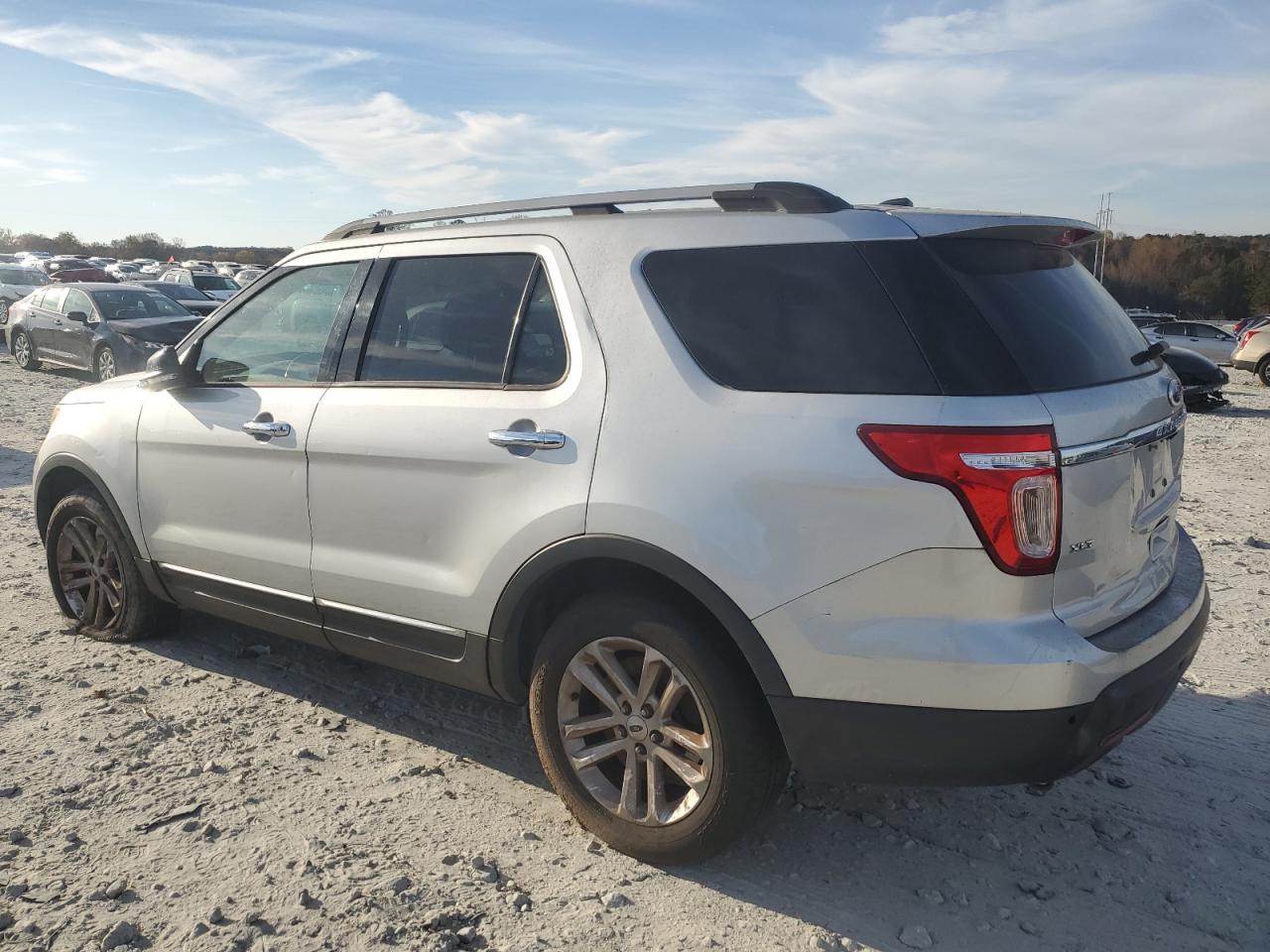 Ford Explorer Xlt Image 2