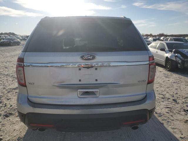 Ford Explorer Xlt Image 6