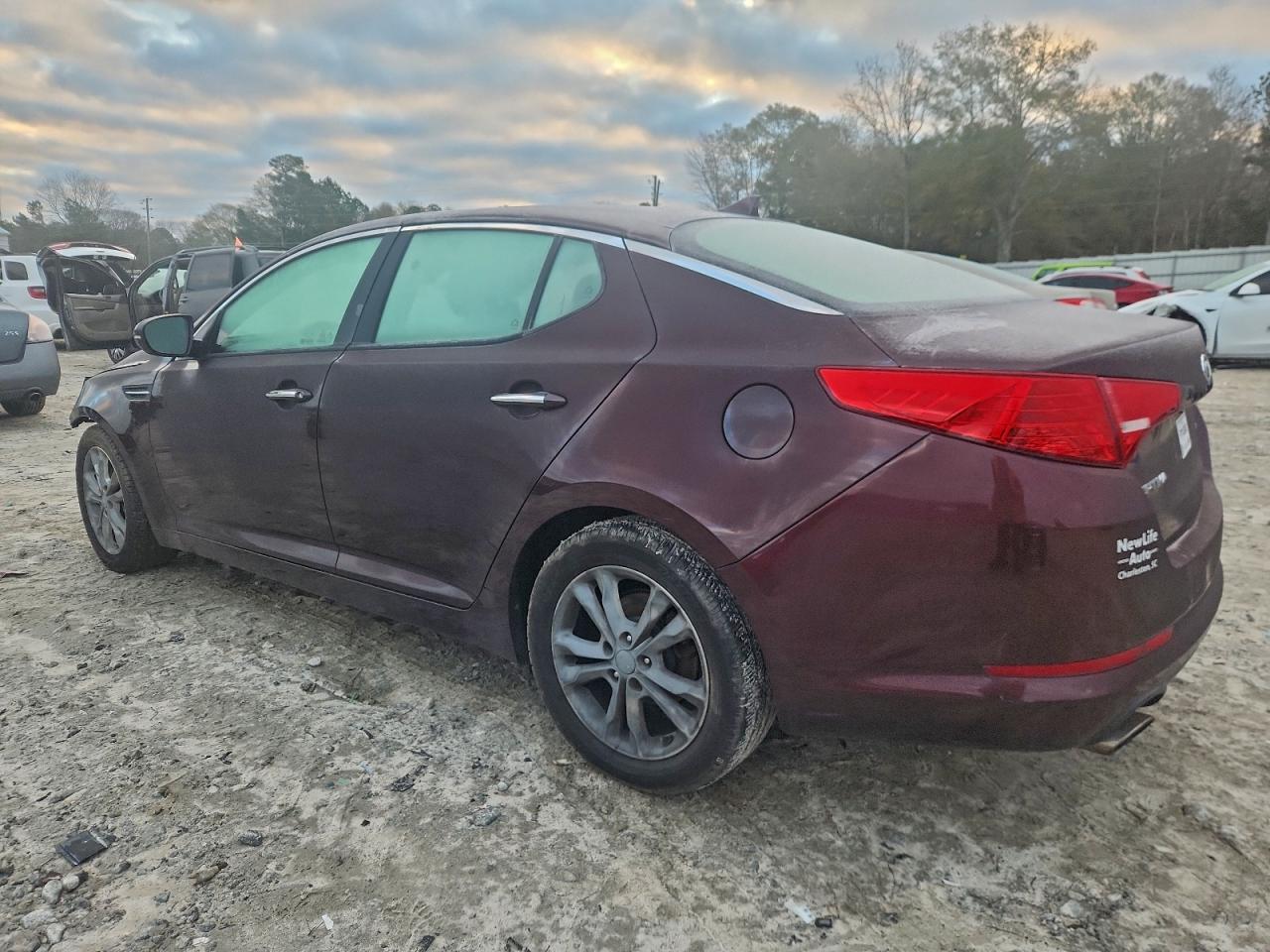 Kia Optima Lx Image 3