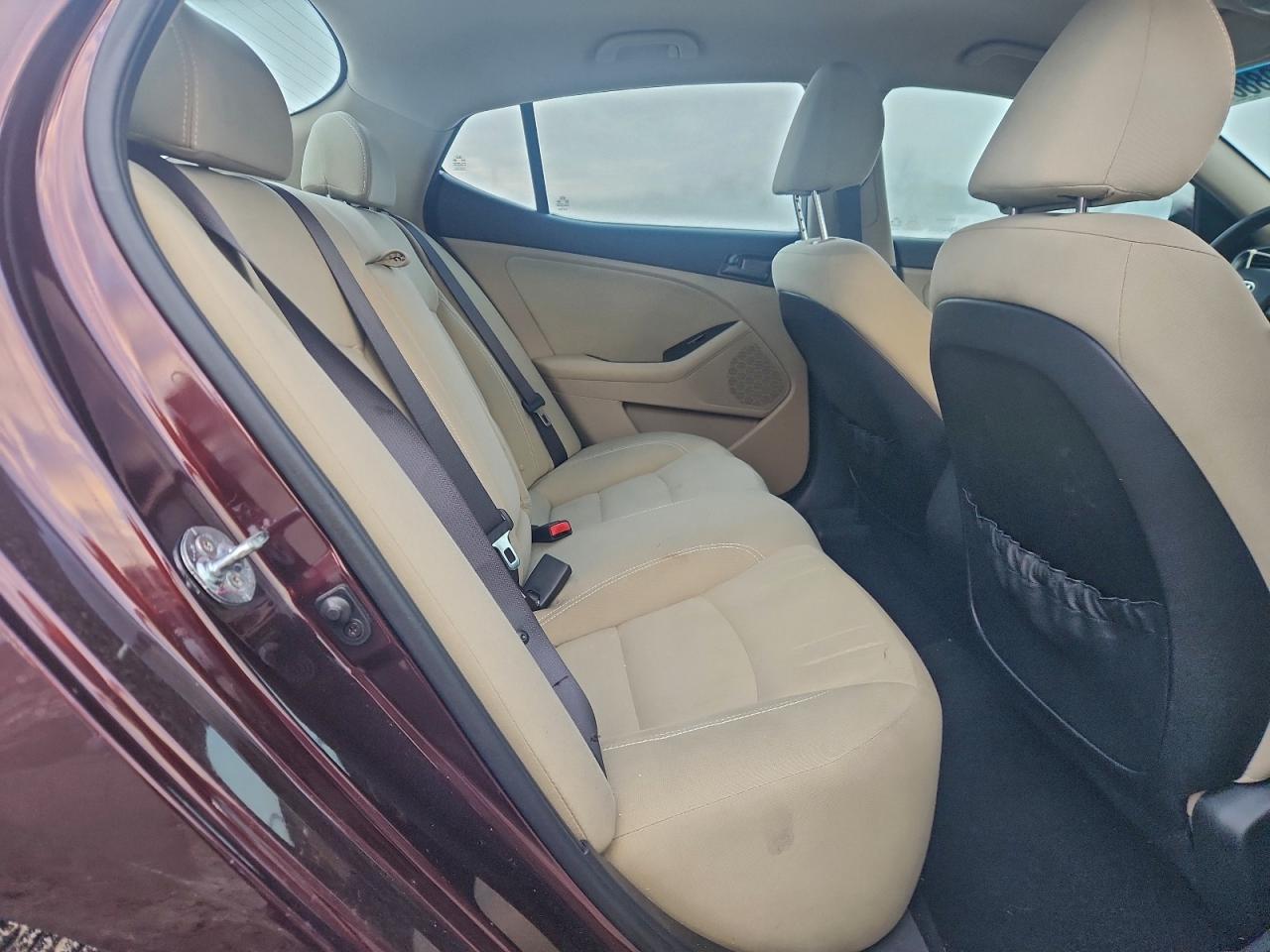 Kia Optima Lx Image 10