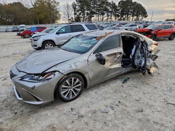  Salvage Lexus Es