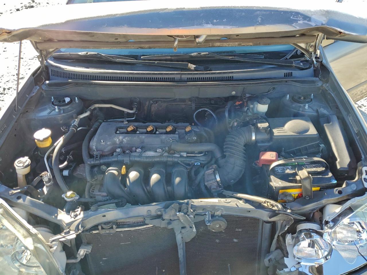 Toyota Corolla Ce Image 12