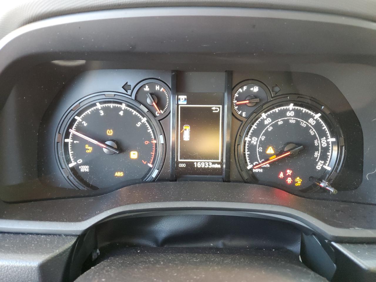 Toyota 4Runner Sr5/sr5 Premium Image 9