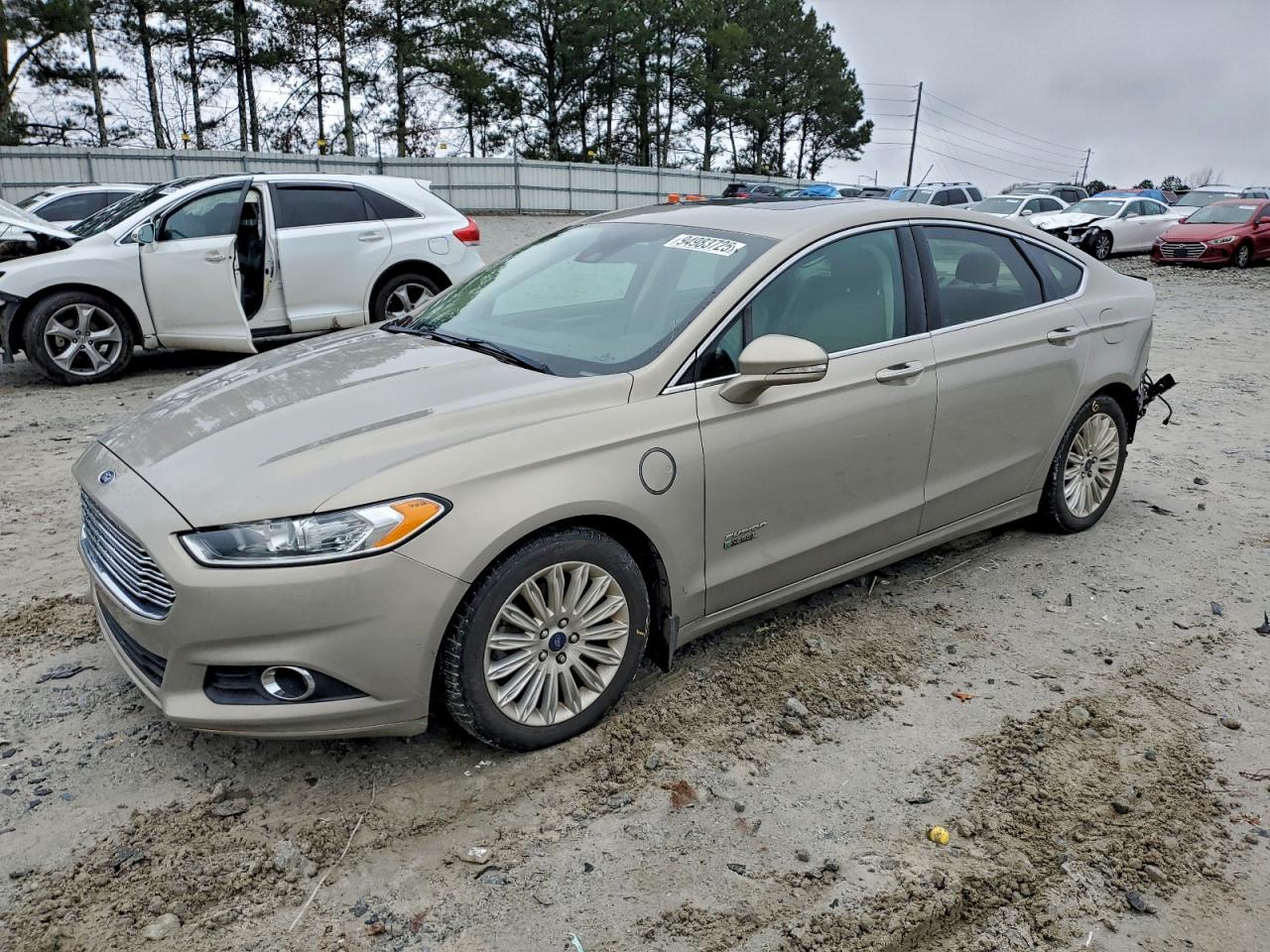 Ford Fusion Se Phev Image 1