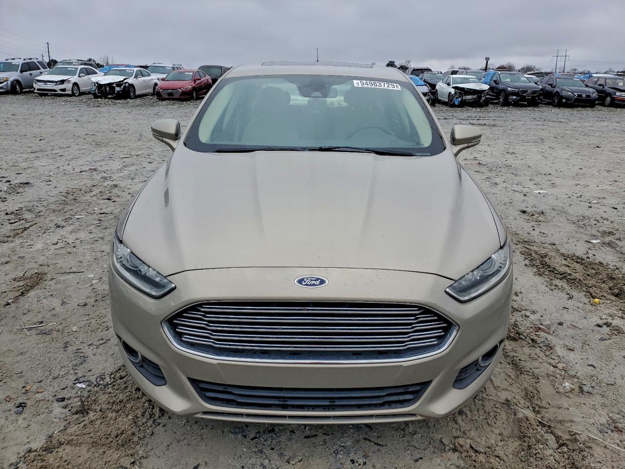 Ford Fusion Se Phev Image 5