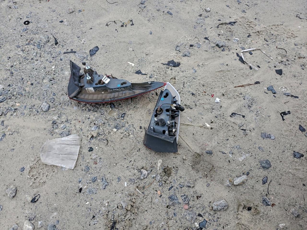 Ford Fusion Se Phev Image 12