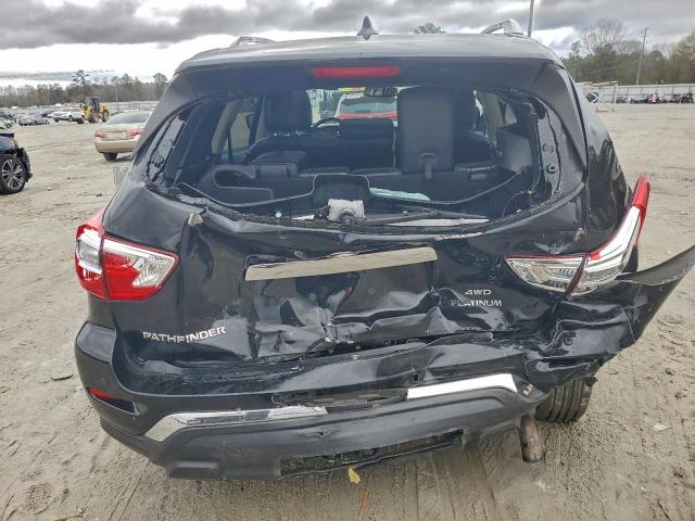 Nissan Pathfinder Platinum Image 3