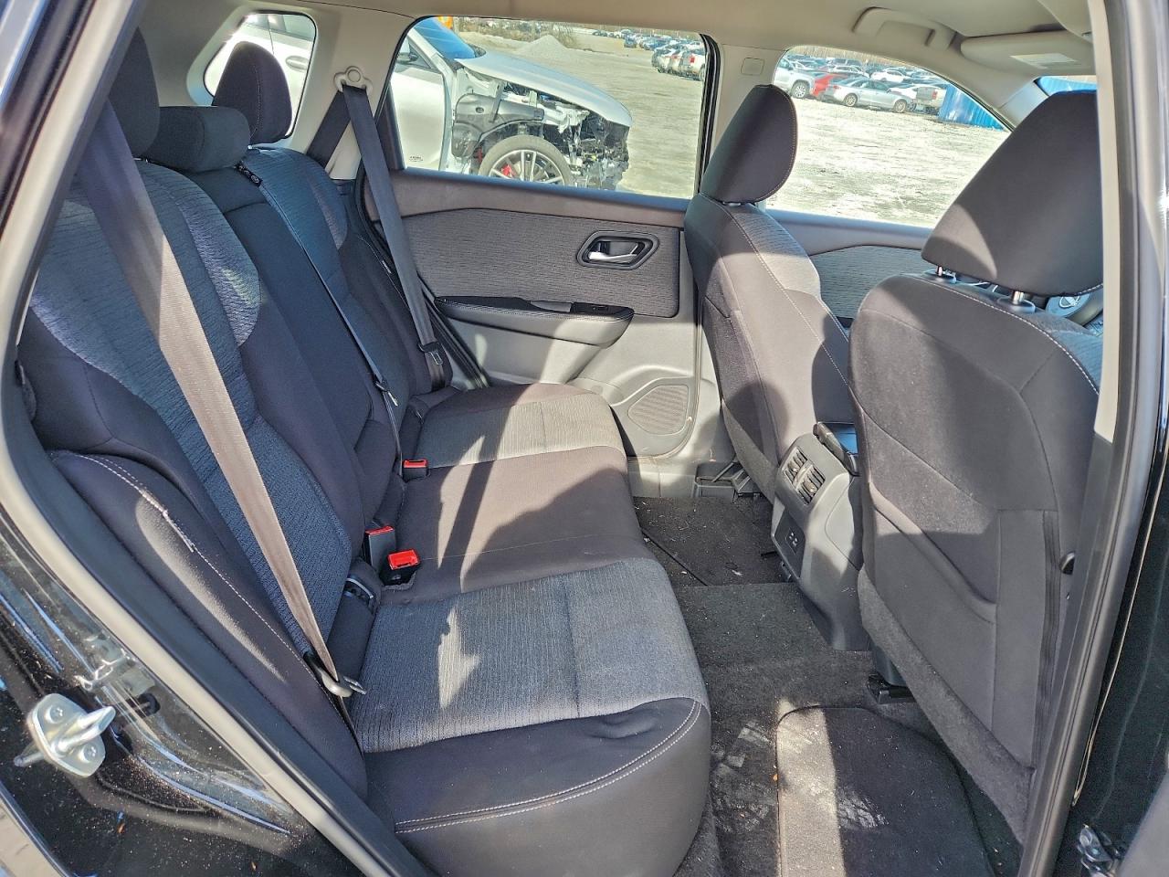 Nissan Rogue Sv Image 9