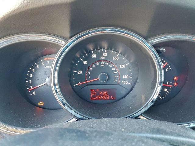 Kia Sorento Base Image 6