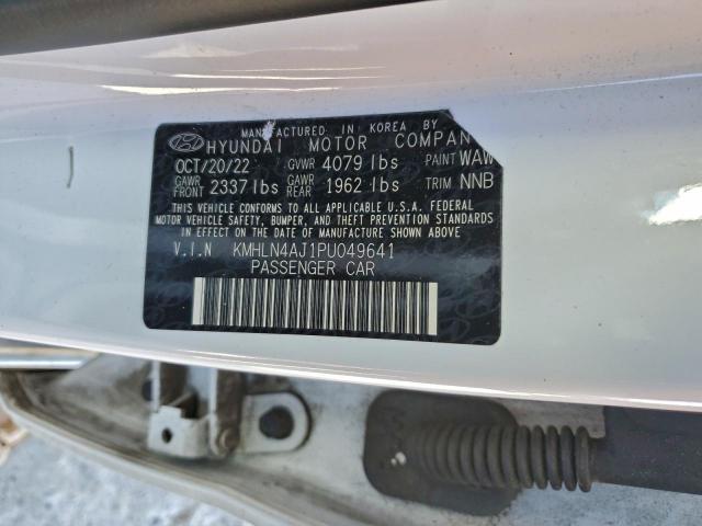 Hyundai ELANTRA Limited Image 4