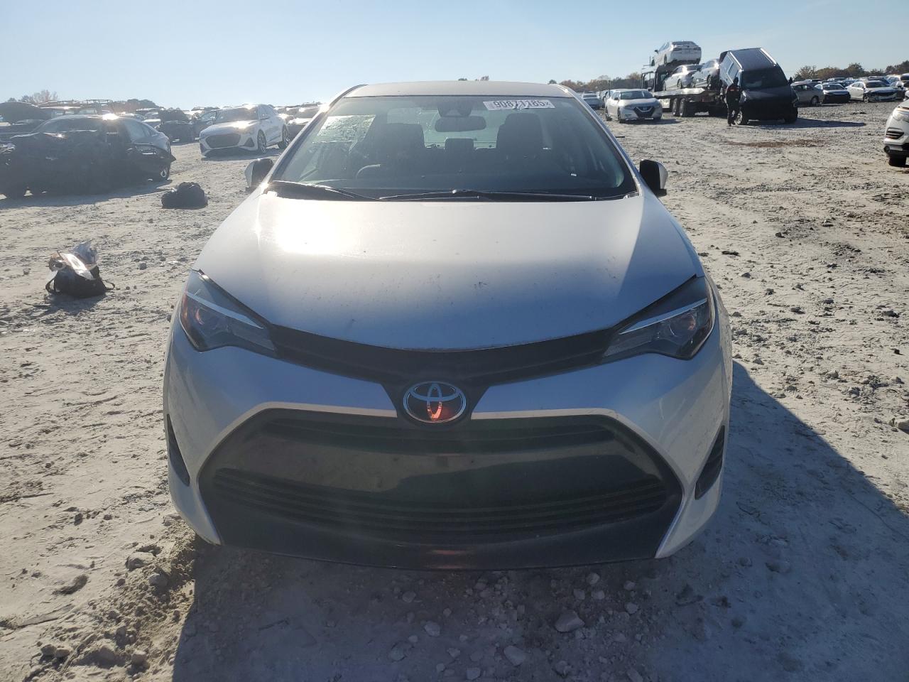 Toyota Corolla L Image 12