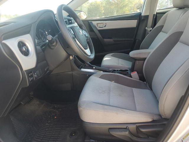 Toyota Corolla L Image 3