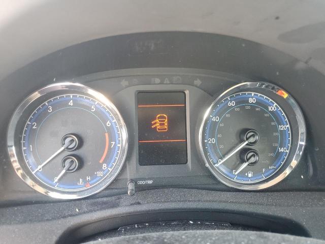 Toyota Corolla L Image 10