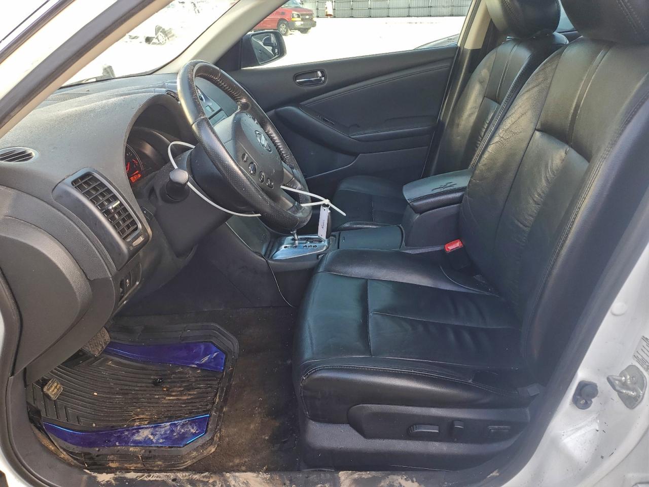 Nissan Altima Sr Image 12