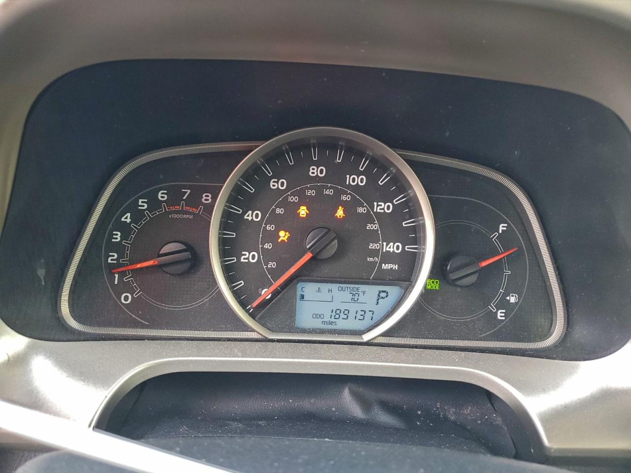 Toyota RAV4 Xle Image 9