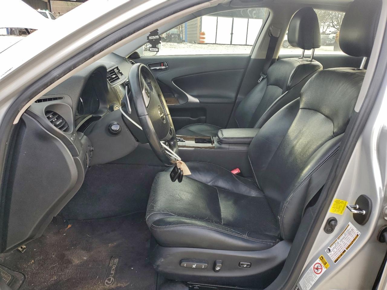 Lexus Is 250 Image 9