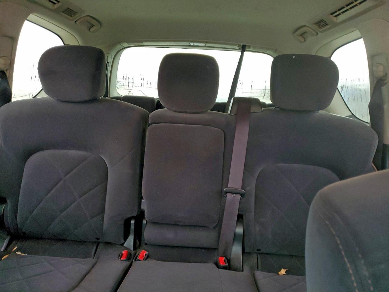 Nissan Armada Sv Image 5