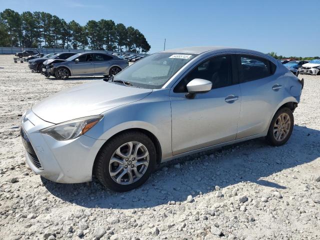  Salvage Toyota Yaris