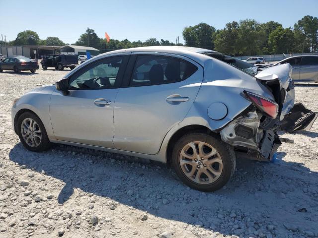 Toyota Yaris Image 13