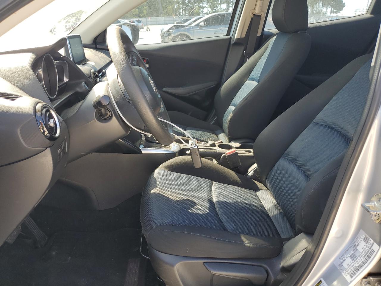 Toyota Yaris Image 4