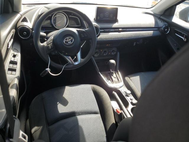 Toyota Yaris Image 9