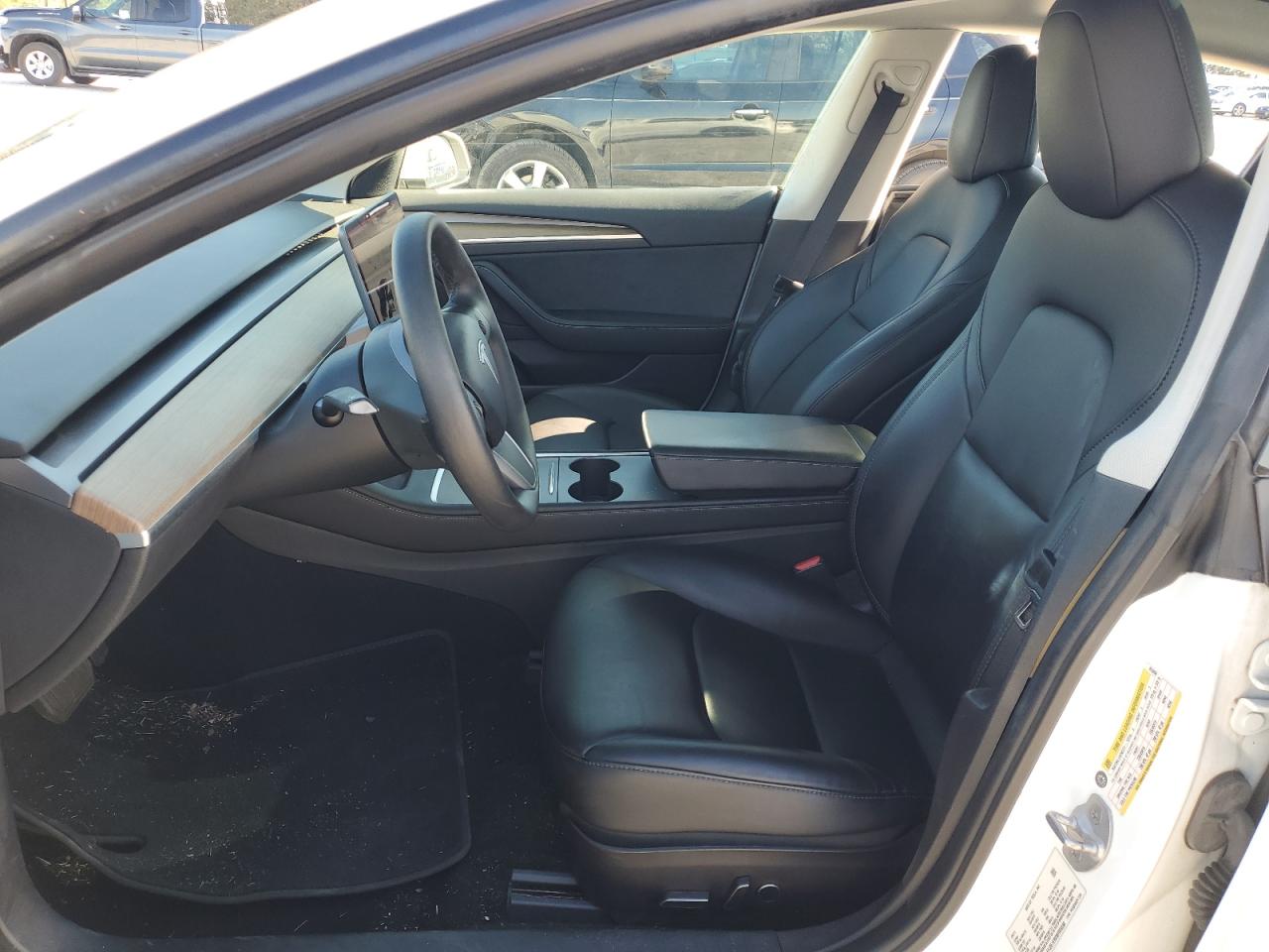 Tesla Model 3 Image 10