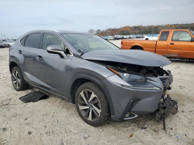 Lexus NX 300 Image 10