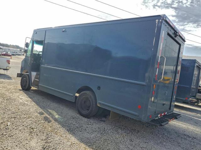 Freightliner Mt45 M Line Walk-in Van Image 2