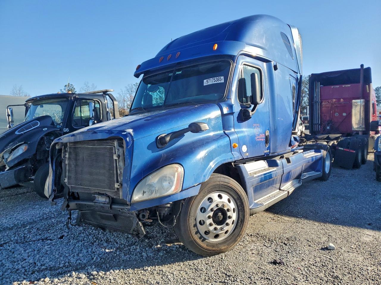 Freightliner Cascadia Image 3