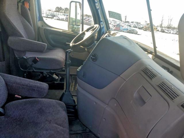 Freightliner Cascadia Image 5