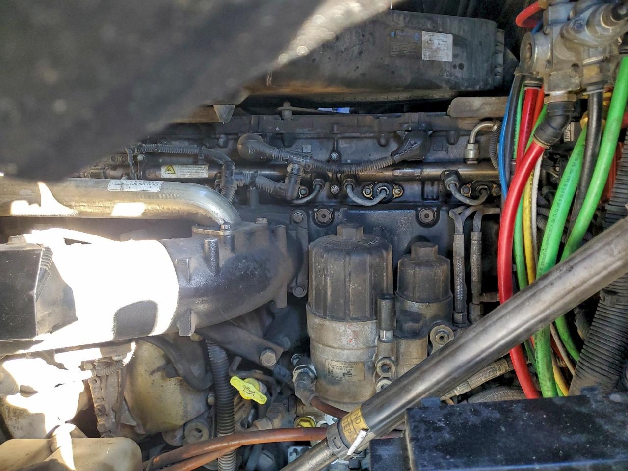 Freightliner Cascadia Image 10