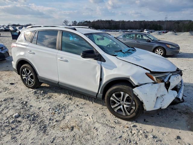 Toyota RAV4 Le Image 5