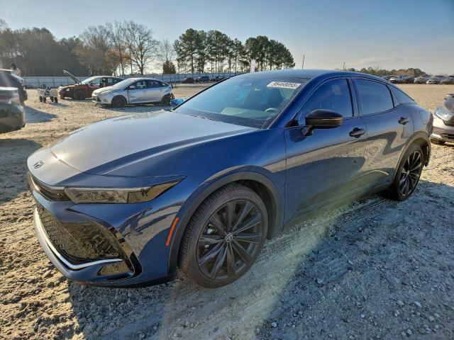  Salvage Toyota Crown Xle