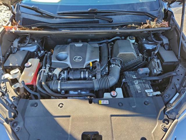 Lexus NX 300 Base Image 6