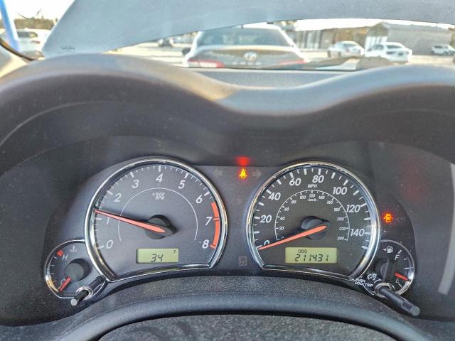 Toyota Corolla Base Image 7