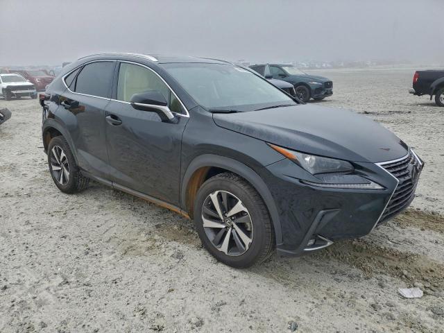 Lexus NX 300 Base Image 3