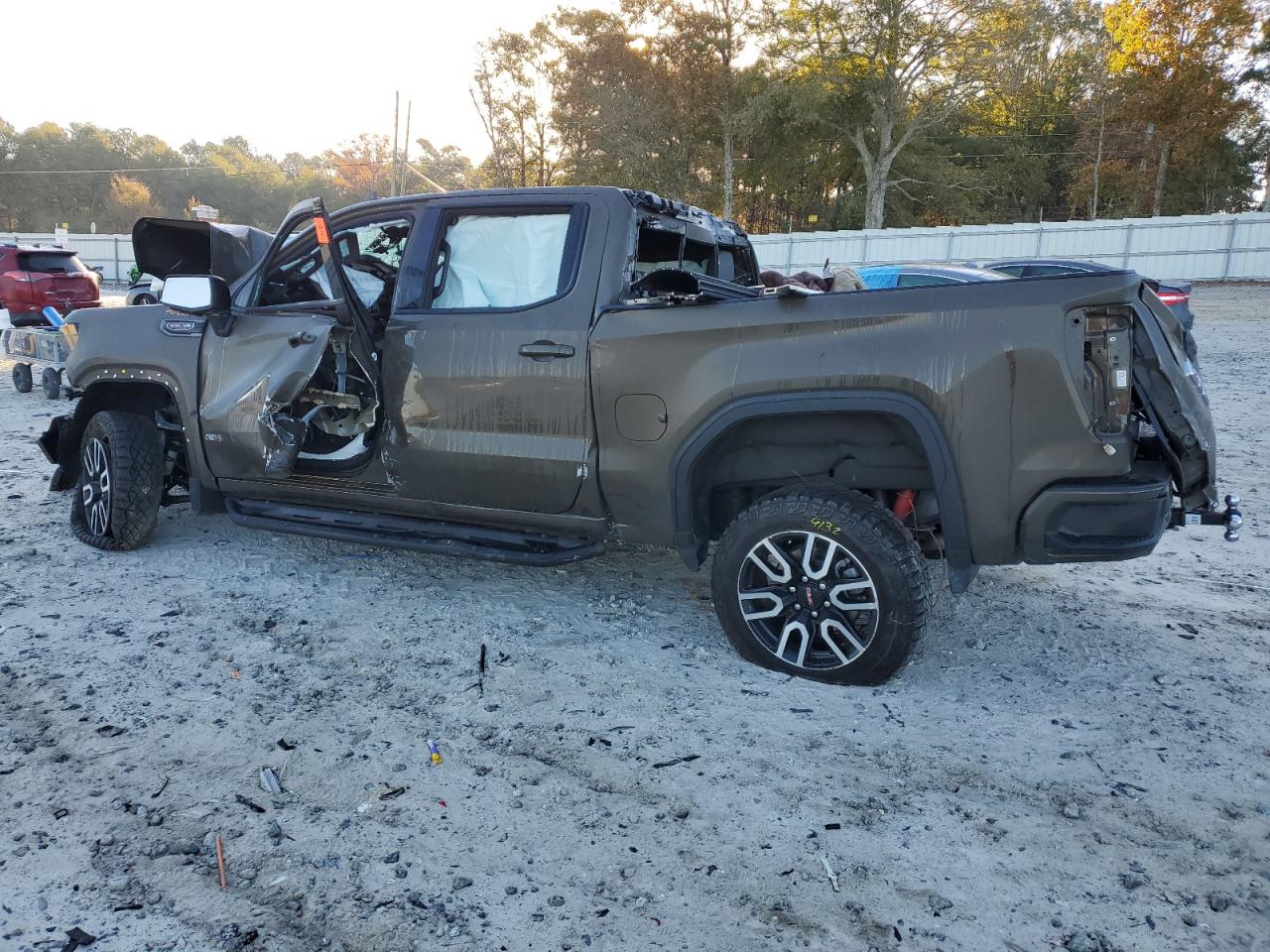 GMC Sierra K1500 At4 Image 8